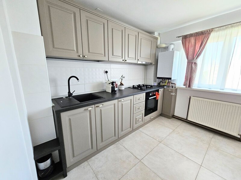 Calea Vitan 233  de inchiriat 3 cam  - loc de parcare inclus - centrala