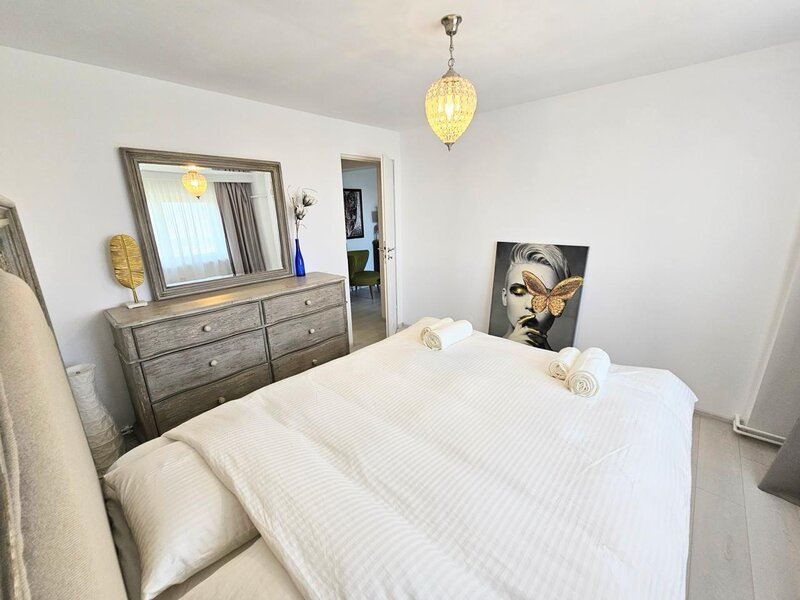 Calea Vitan 233  de inchiriat 3 cam  - loc de parcare inclus - centrala