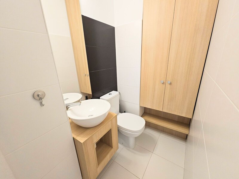 Calea Vitan 233  de inchiriat 3 cam  - loc de parcare inclus - centrala