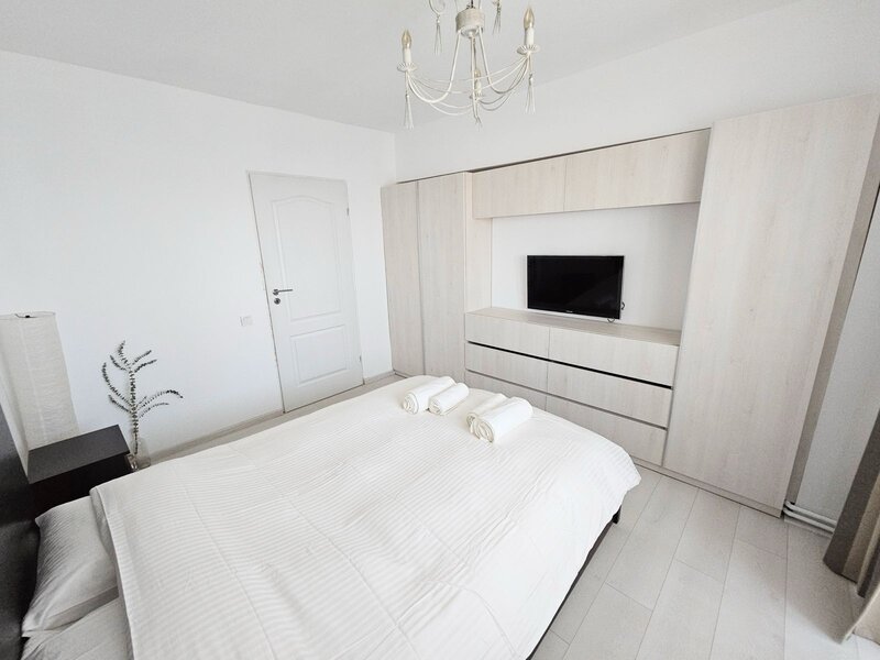 Calea Vitan 233  de inchiriat 3 cam  - loc de parcare inclus - centrala